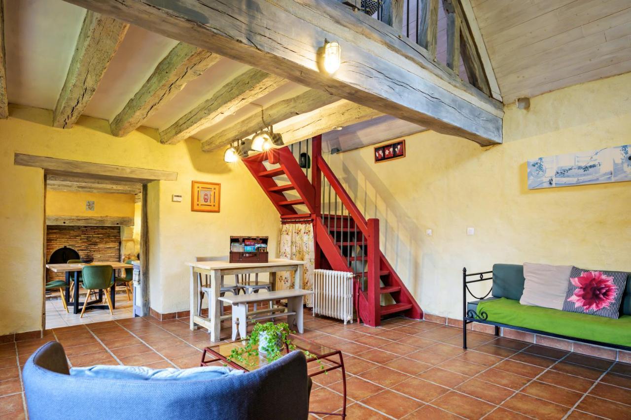 Gite Les Toisnieres Marigne-Laille エクステリア 写真